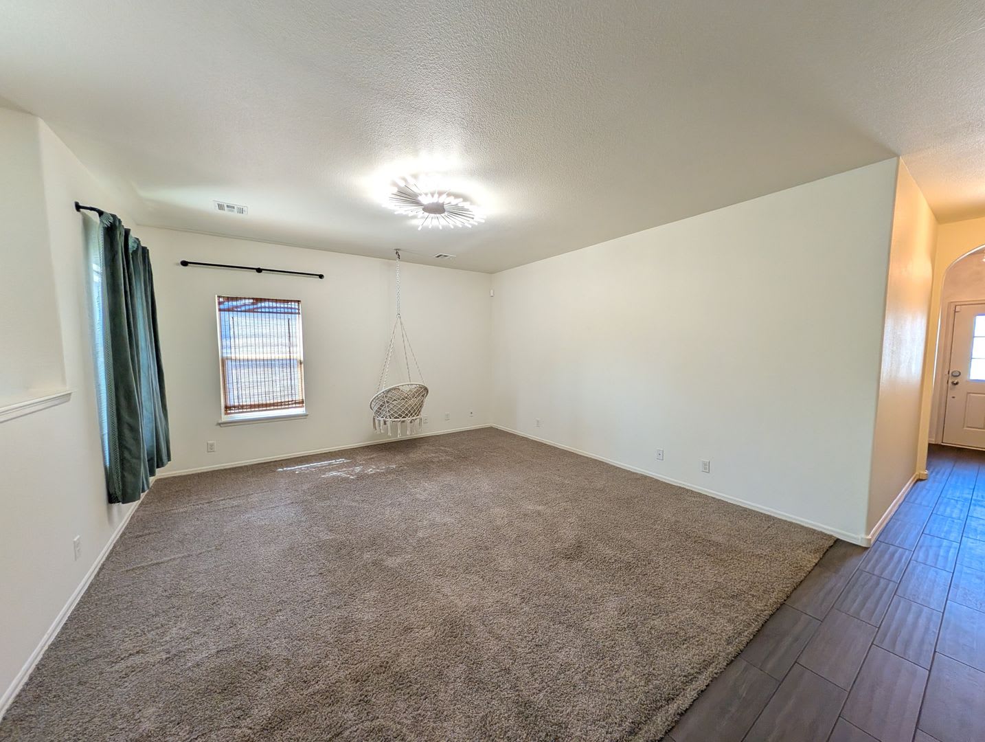 Chic 3 bedroom in Jenks with neighborhood park – photo 3