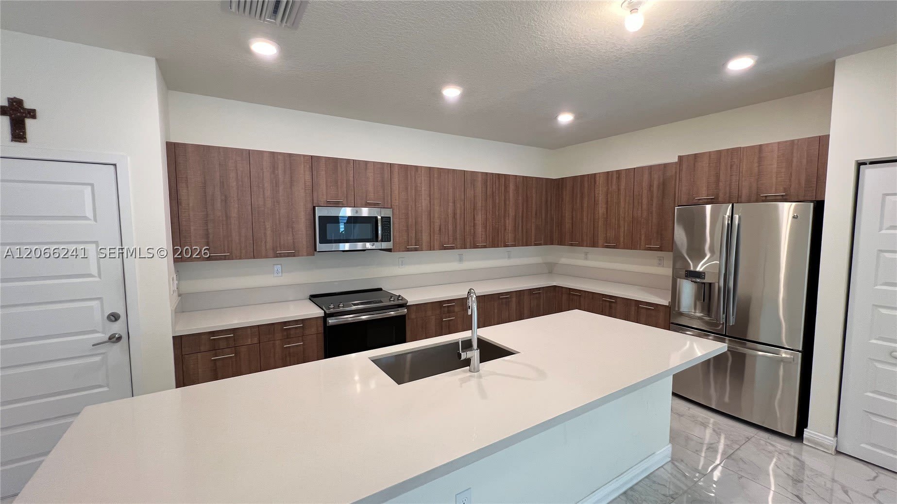 4738 NW 83rd Path – photo 4