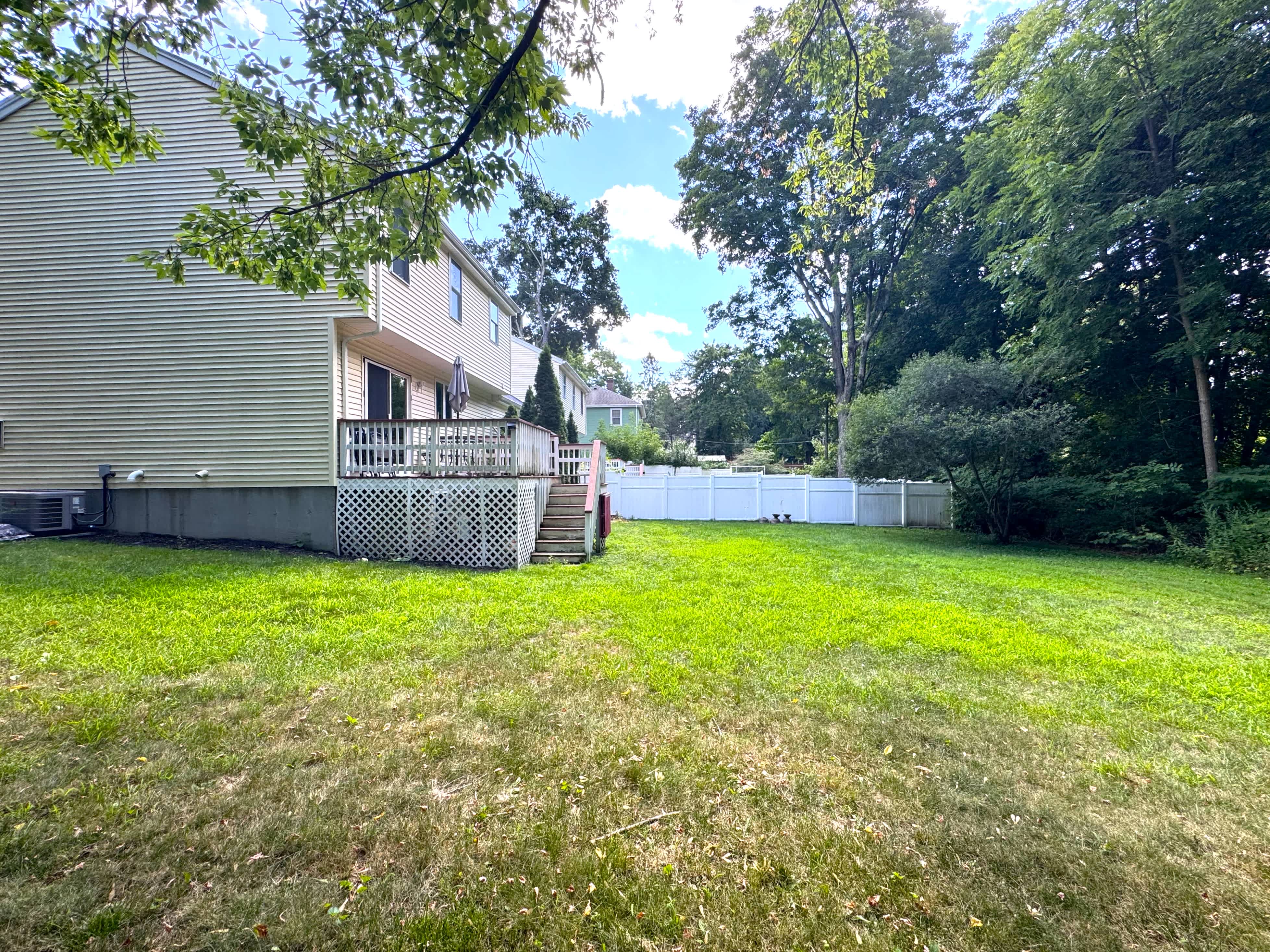 1081 Main St – photo 4