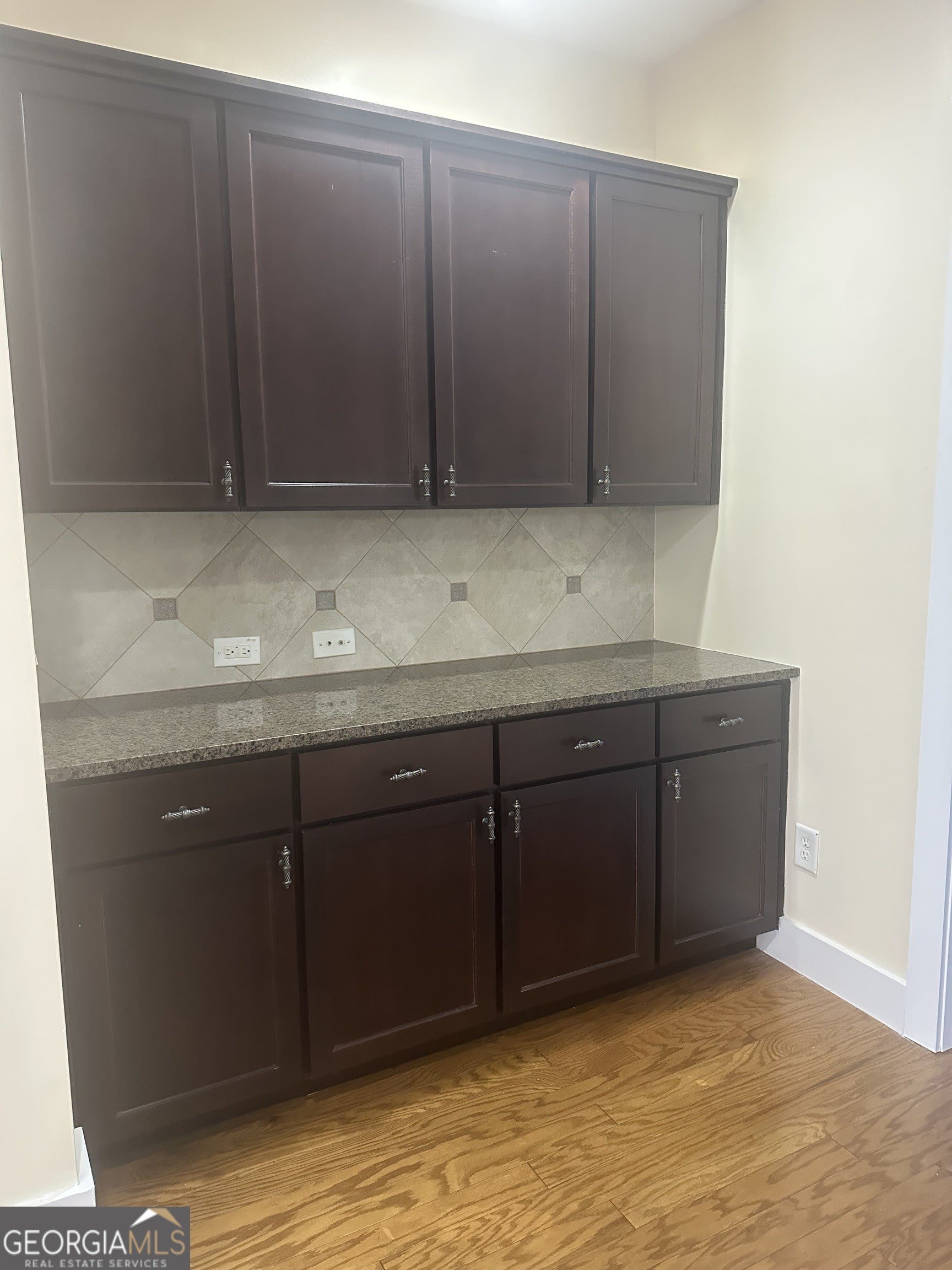 6166 Holly Park Lane SE – photo 5