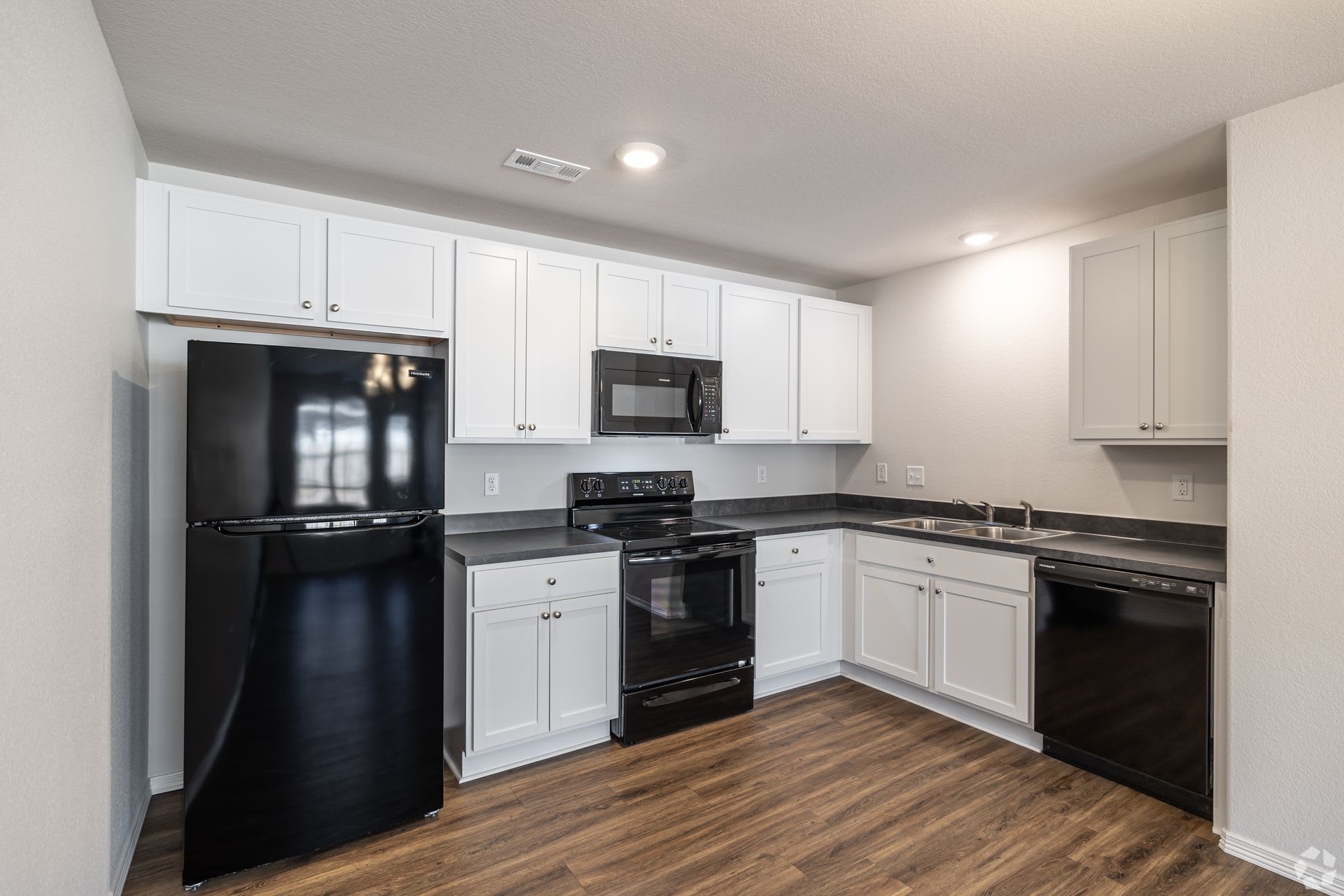 Now Leasing: 2,3, & 4-Bedroom Duplexes at Woodward Park with Attached Garage—Apply Today! – photo 2