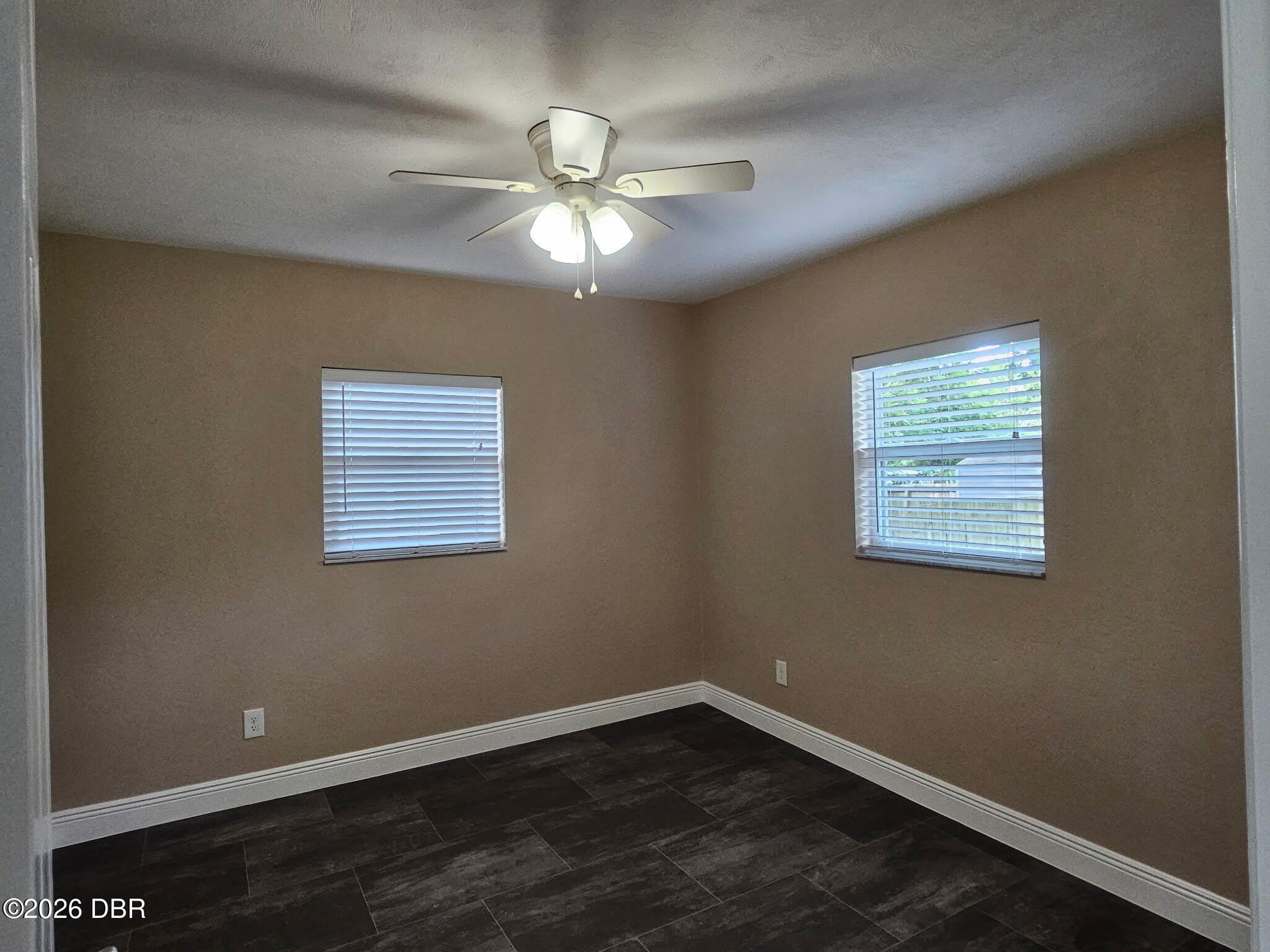 812 May Avenue – photo 4