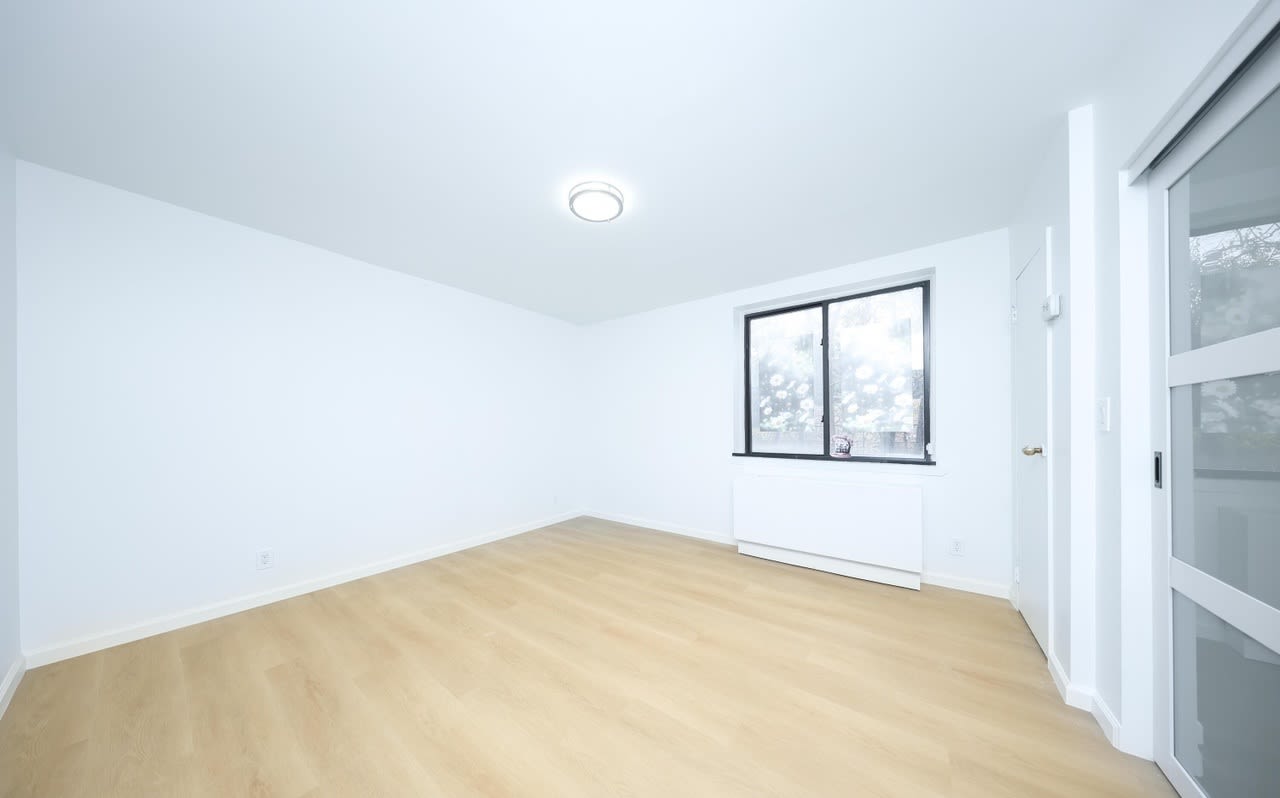 420 64th St – photo 3