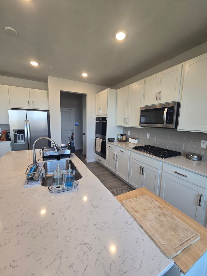 Nearly Brand New Home in Parkdale – photo 5