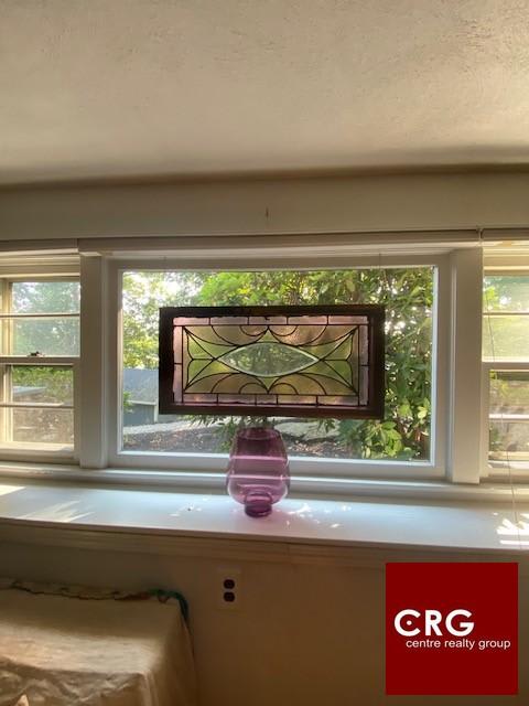 196 Dale St. – photo 3