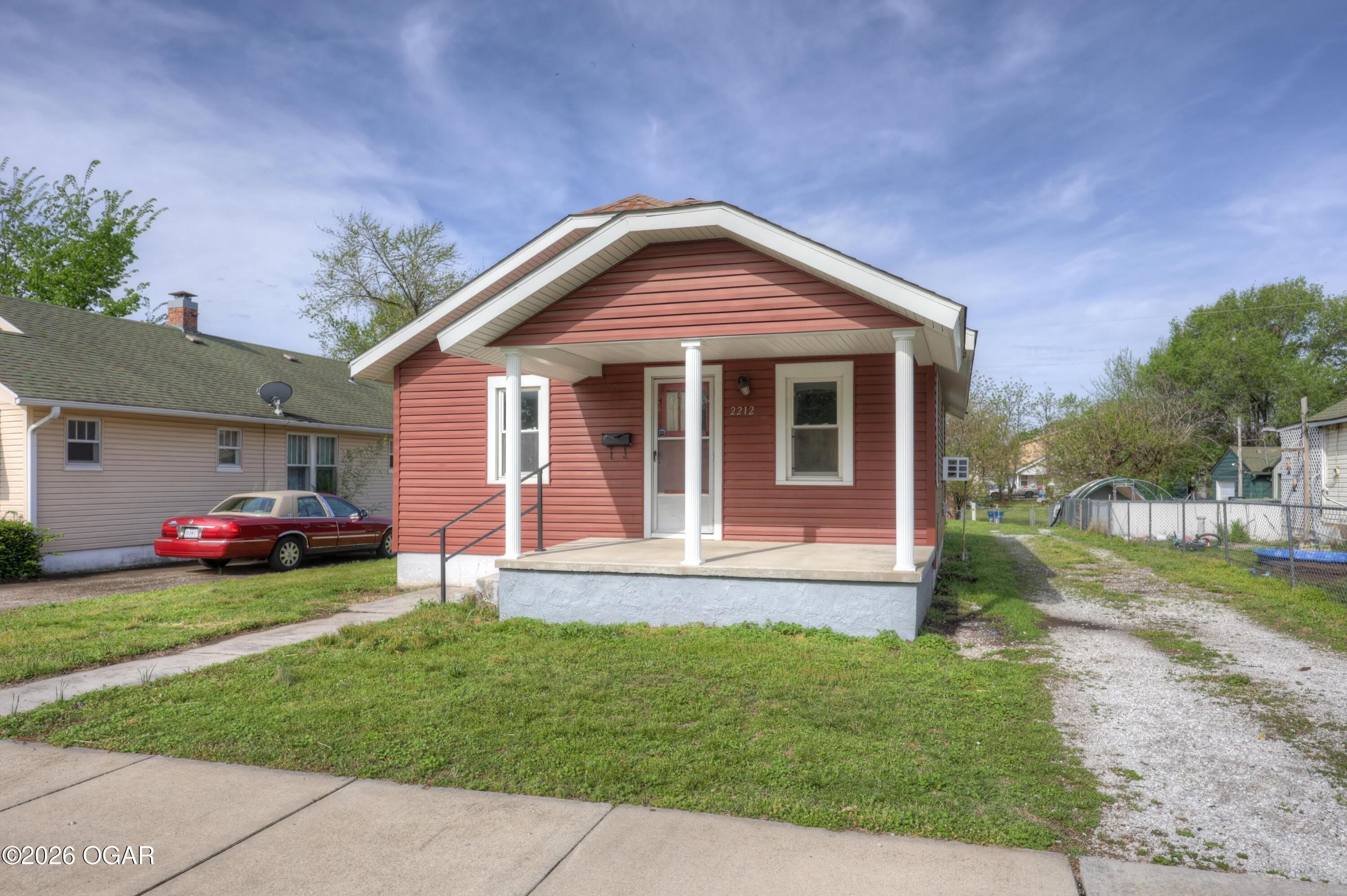 2212 Bird Avenue – photo 3