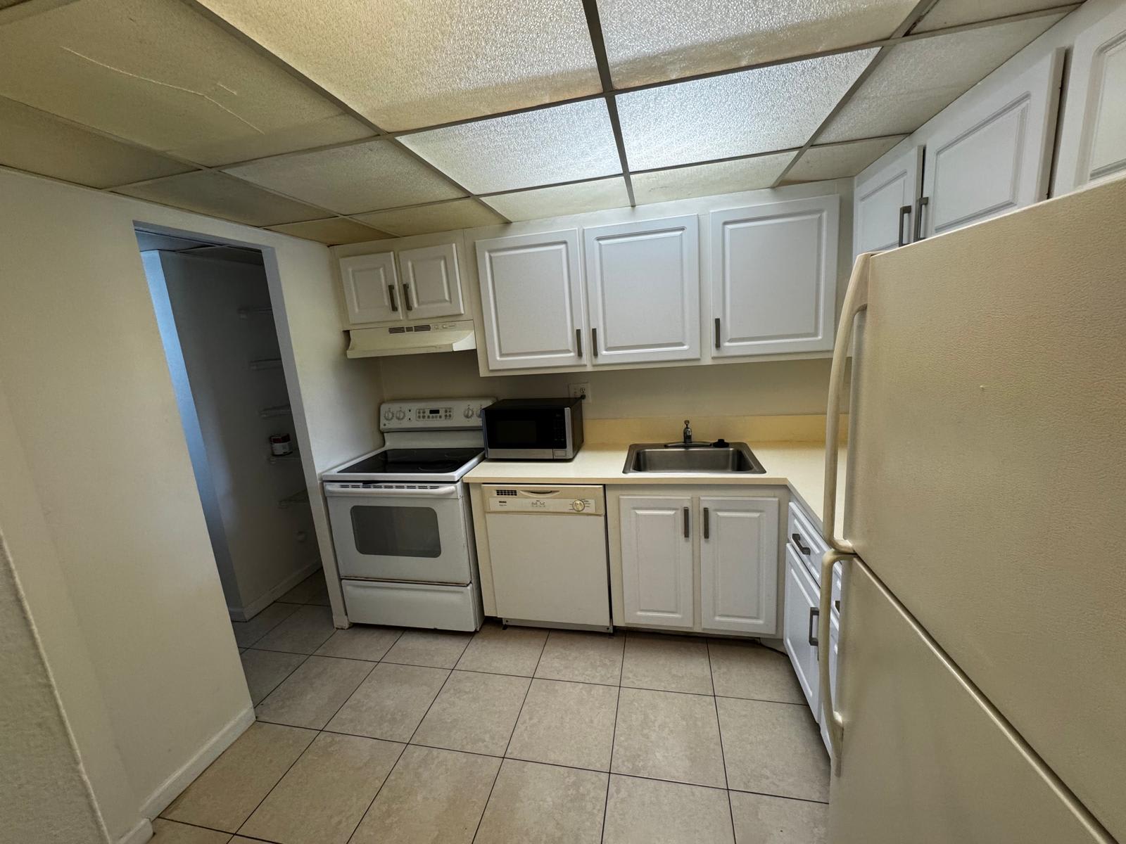 8020 Fairview Dr Unit 107 – photo 1
