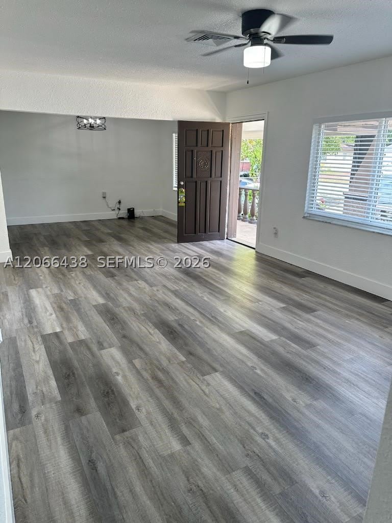 160 W 60th St – photo 2
