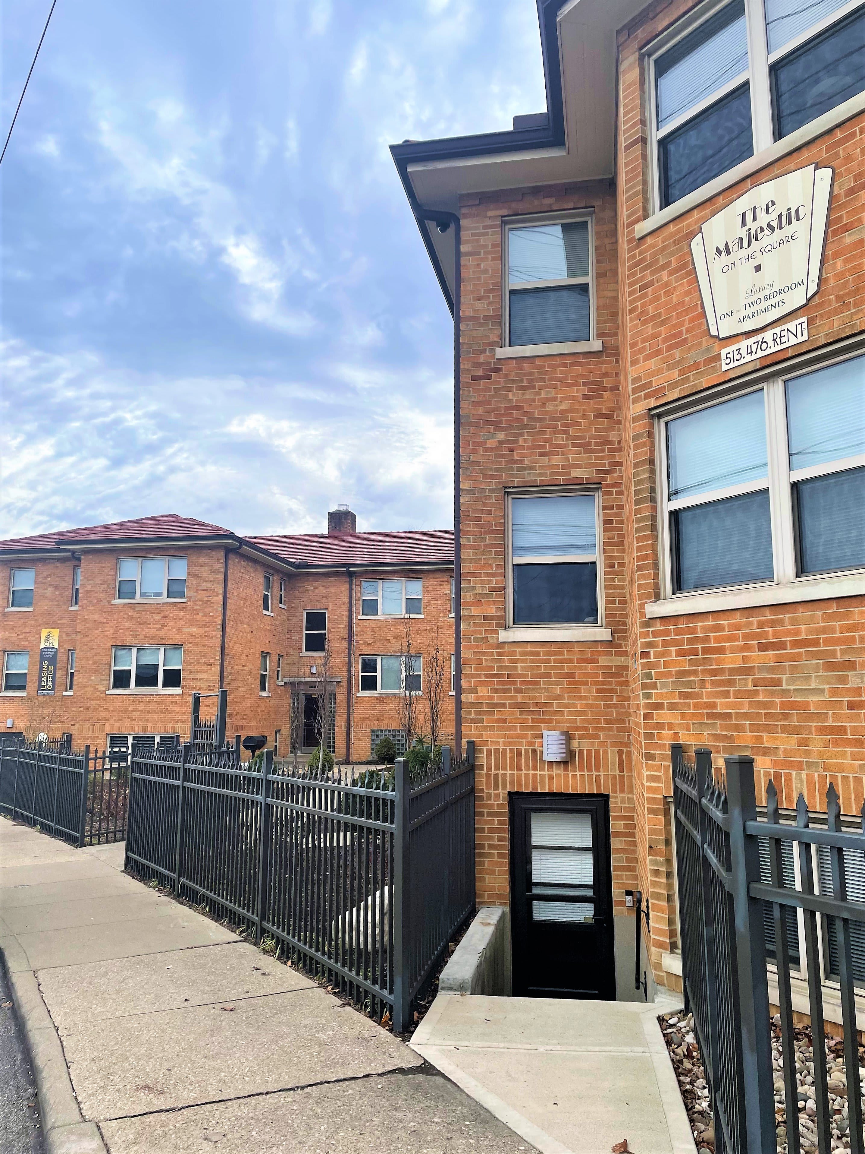 Cincinnati Premier Living – photo 2