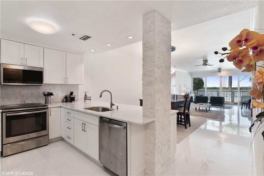 615 DREAM ISLAND Road – photo 5