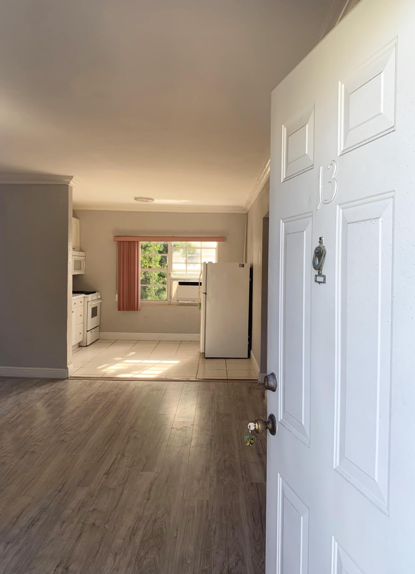 555 SW 16th Avenue – photo 1