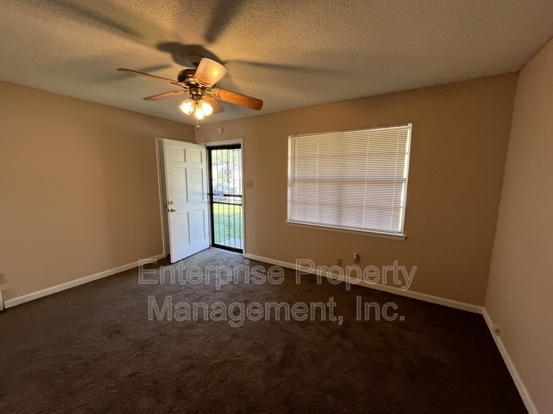 5312 Plover Dr – photo 3