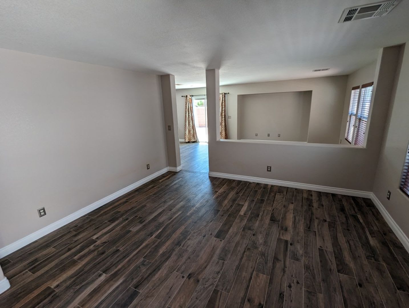 4917 HOSTETLER AVE – photo 2
