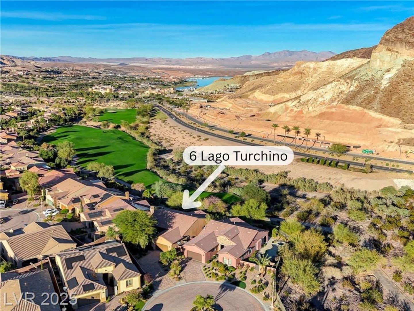 Sought after single-story home in Lake Las Vegas on the Golf Course – photo 1