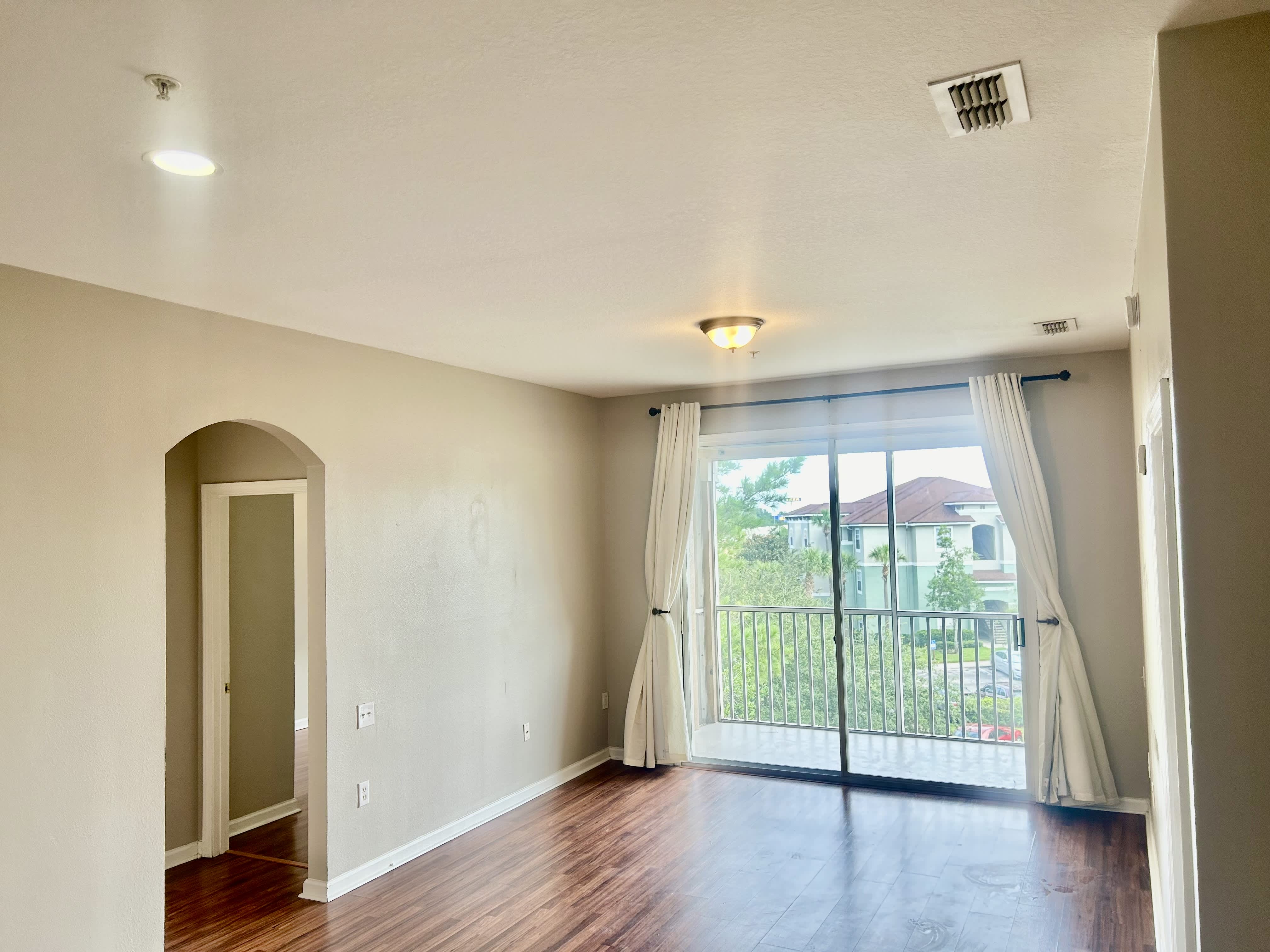 7990 Baymeadows Road East – photo 2