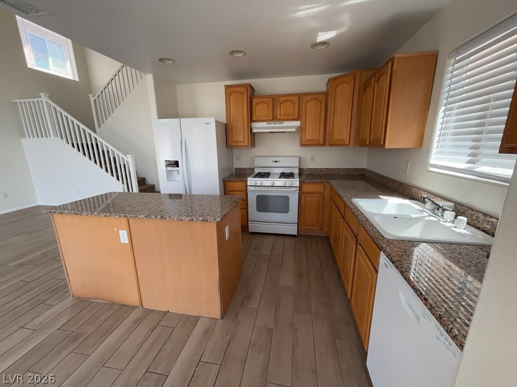 9237 HARBOR STREAM Avenue – photo 4