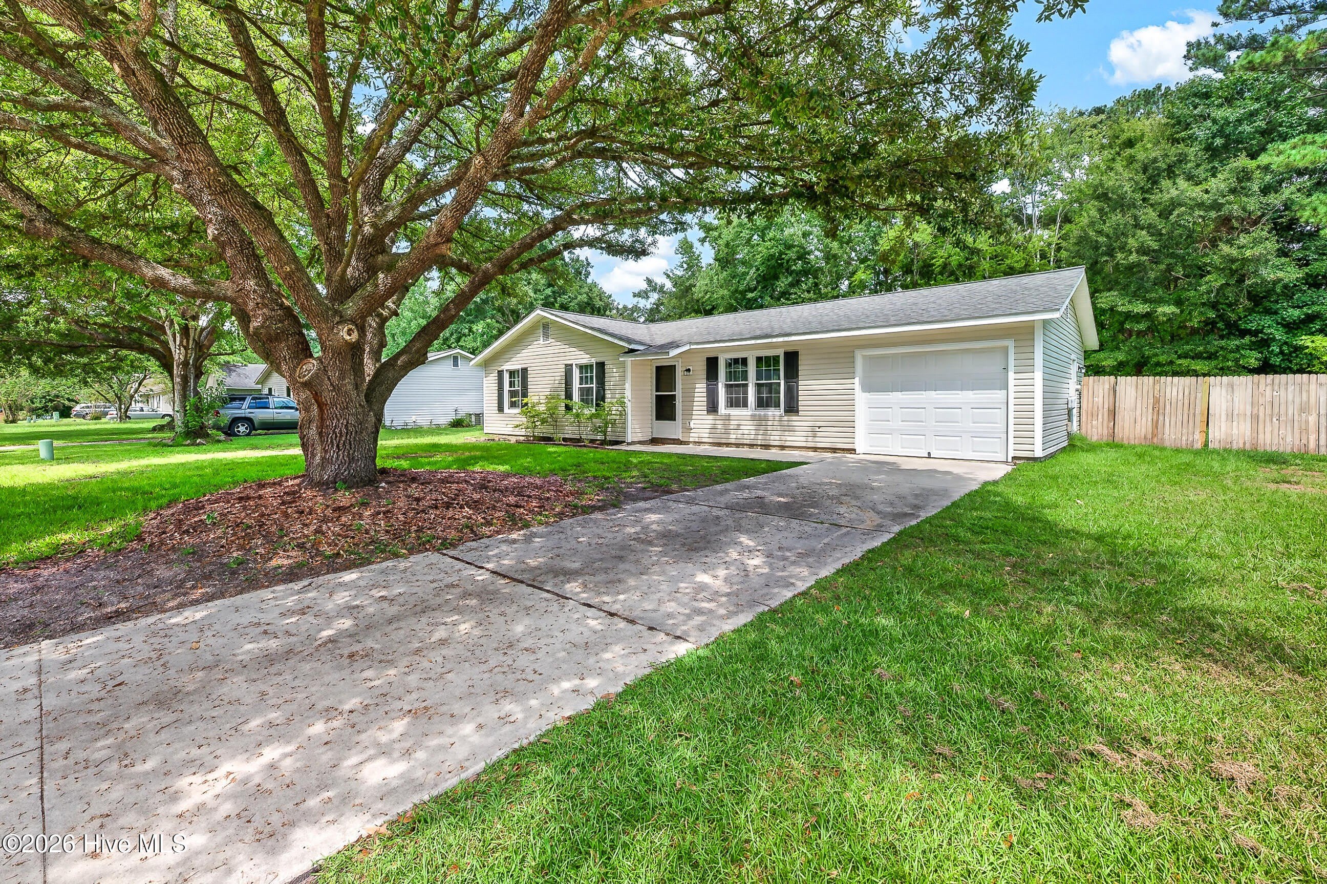 509 Redwood Place – photo 2