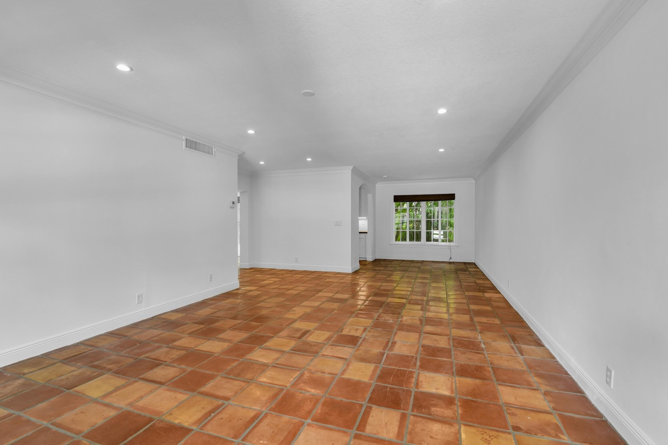 770 E Camino Real – photo 3