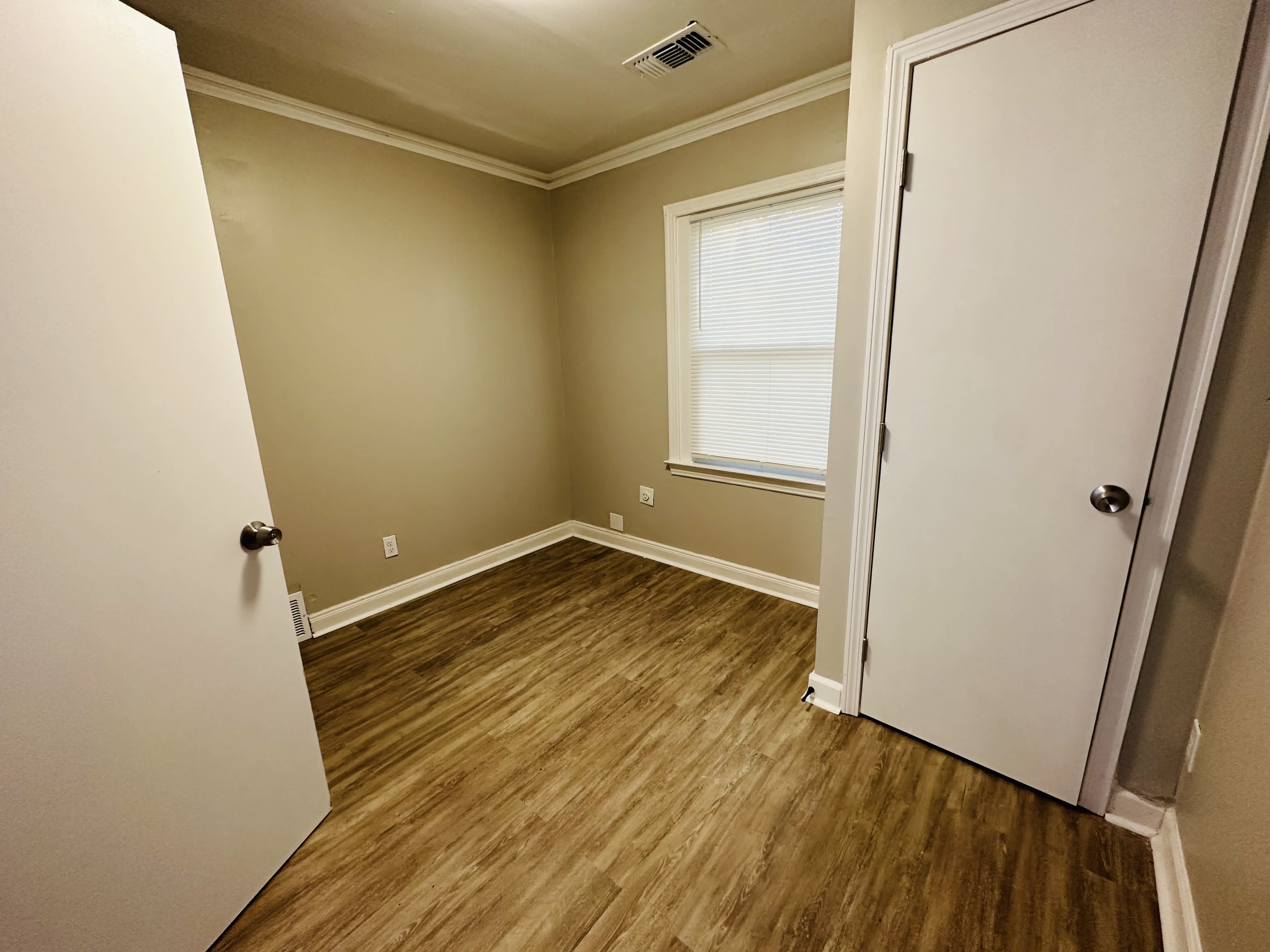1074 E Walthal Cir – photo 4