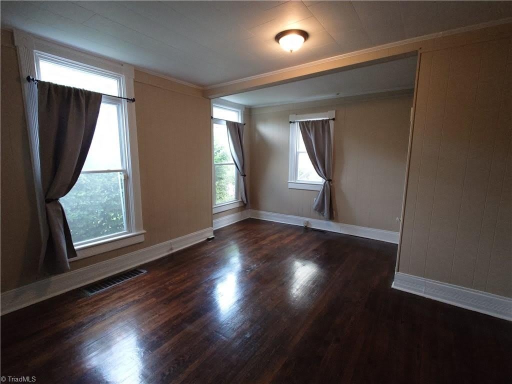 301 Spring Street – photo 3
