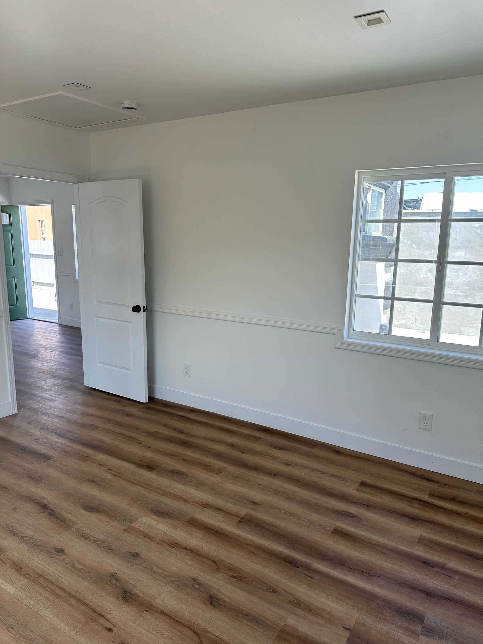 8178 Chestnut Avenue – photo 4
