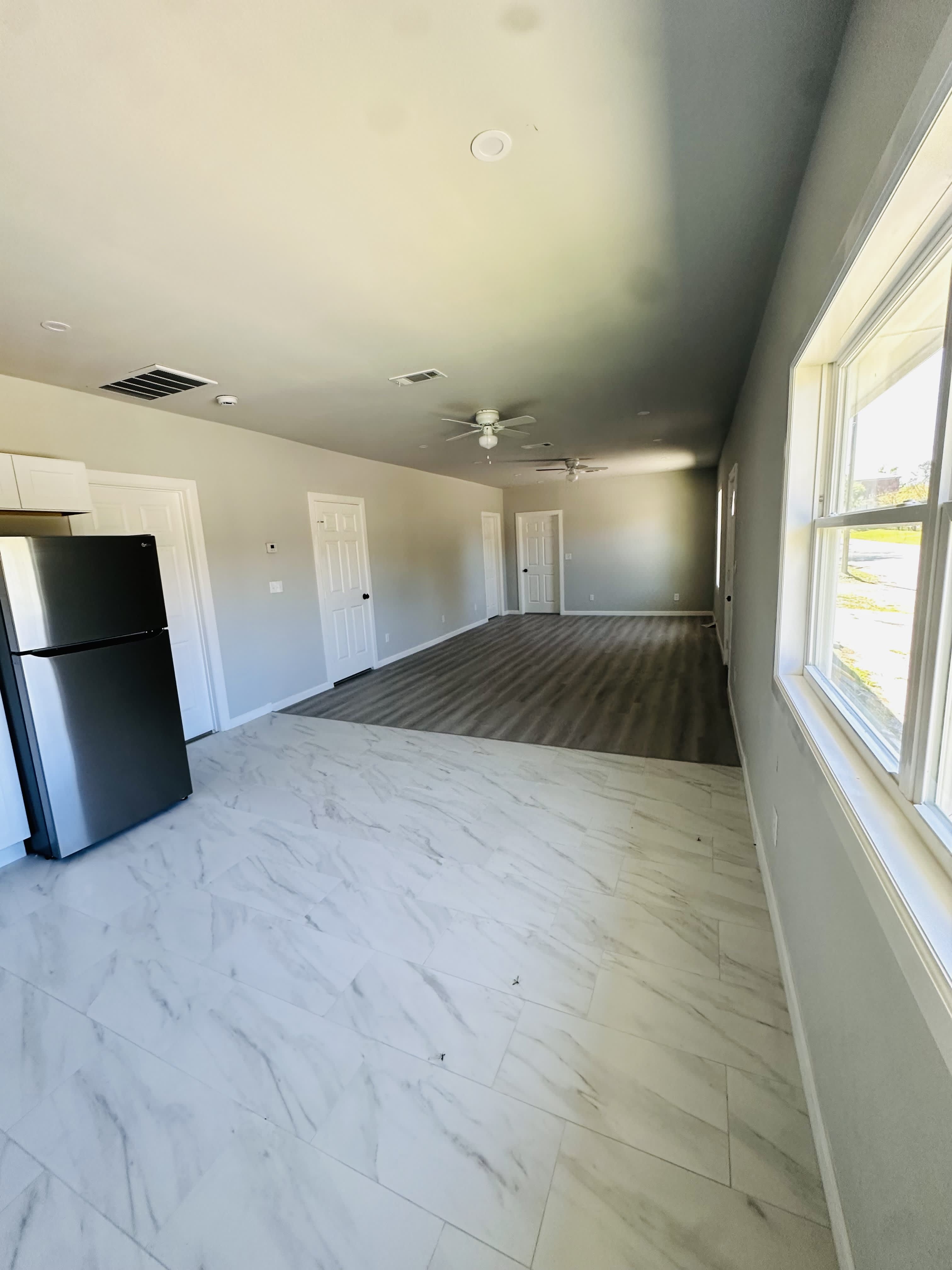 2115 W 2nd Ave 1 – photo 4