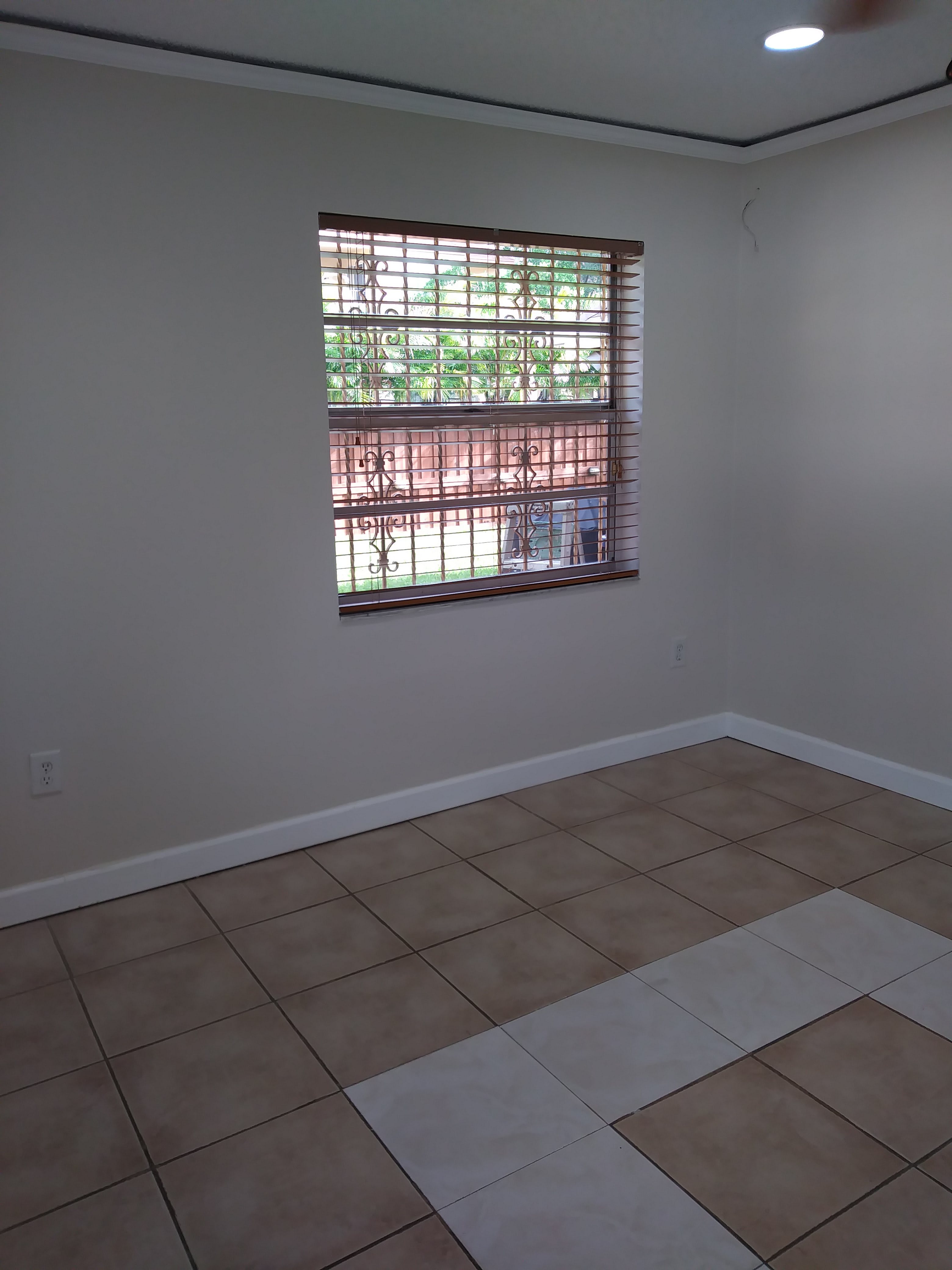 5770 Northwest 191st Terrace – photo 2