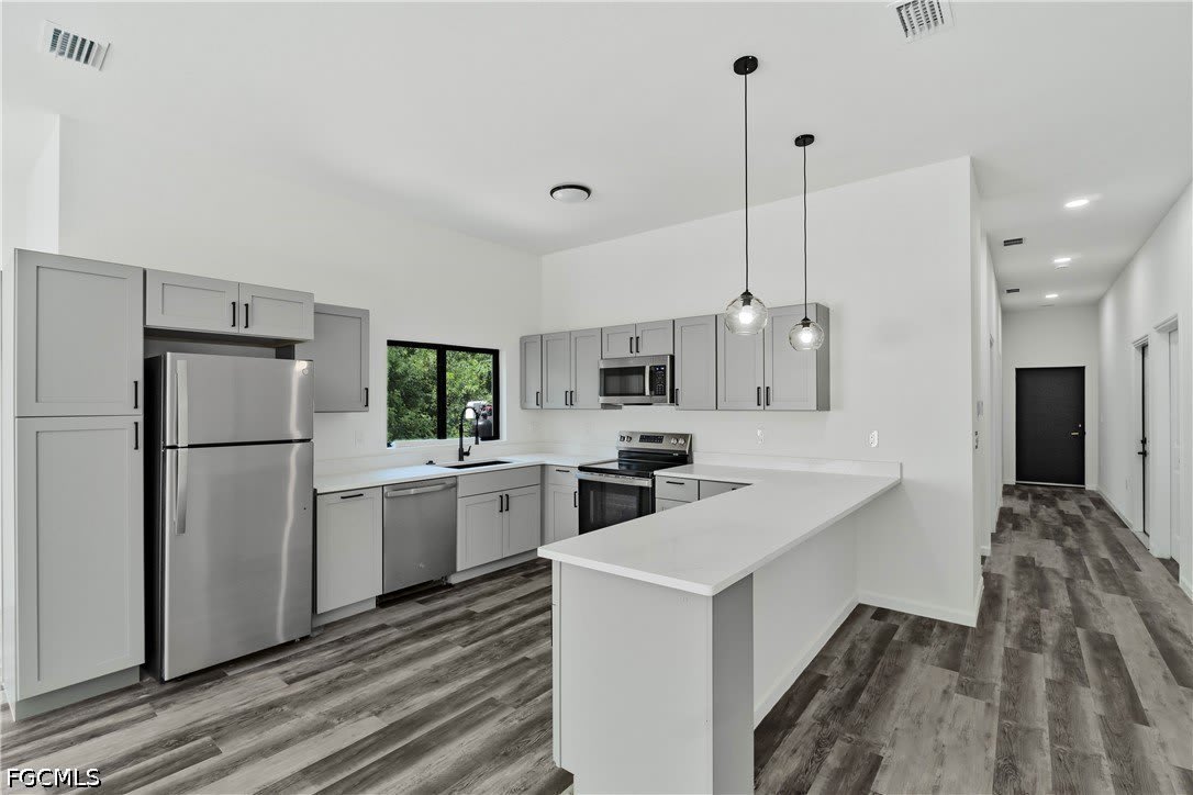 603 Hawthorne Avenue S – photo 4