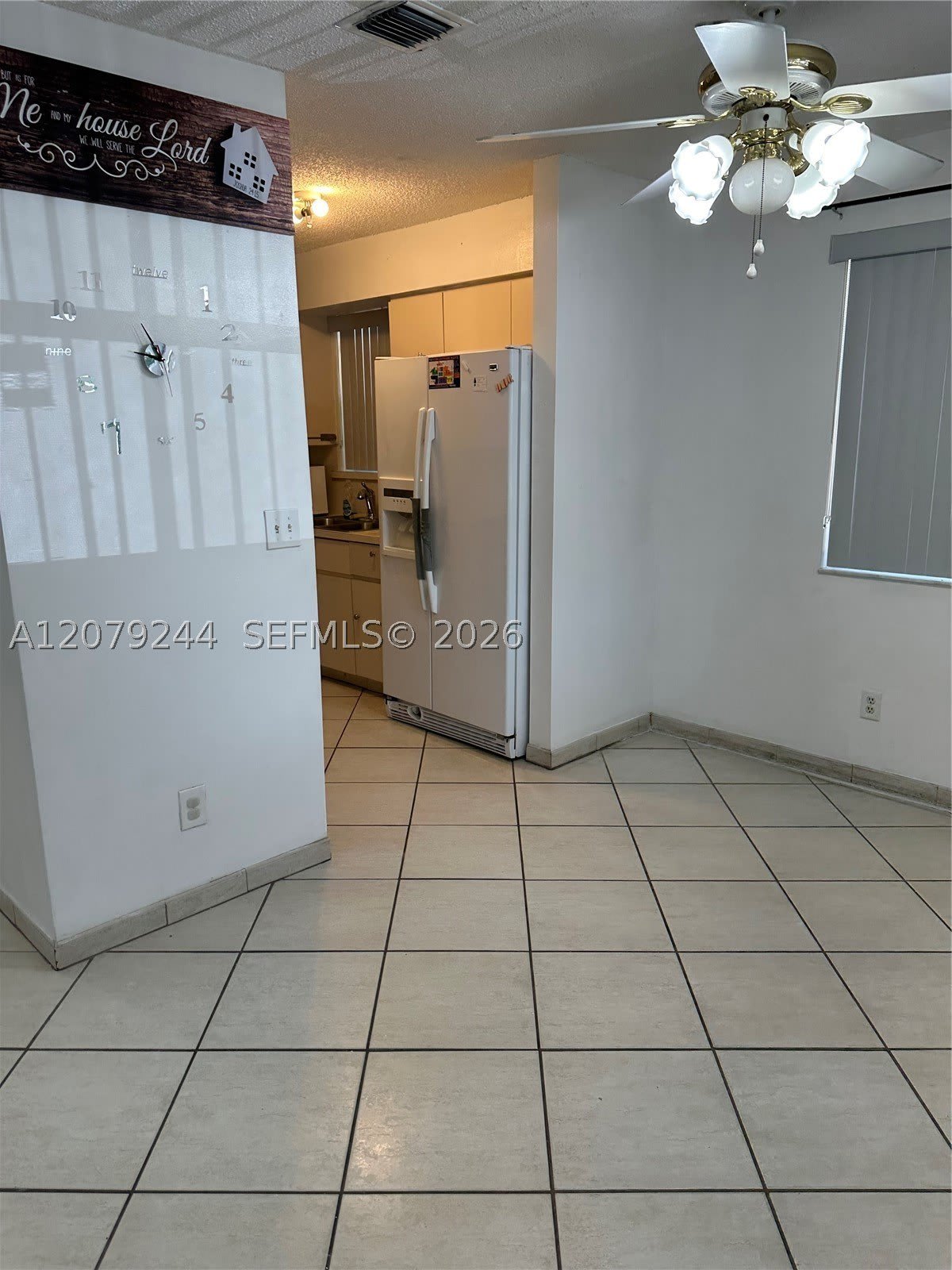 6104 Pierce St – photo 2