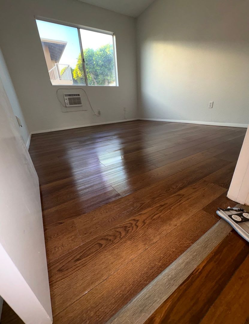 2 Bedroom 1 Bathroom 2 Parking Stalls – photo 5