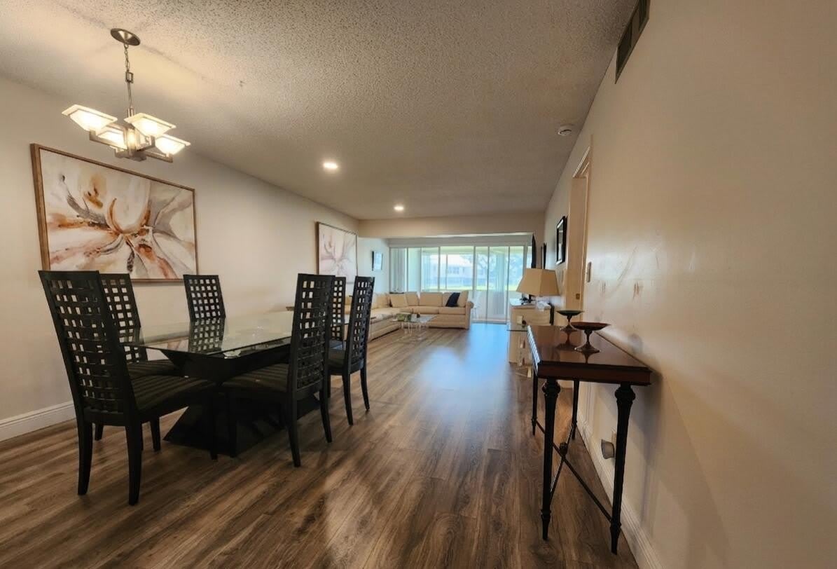 1560 NW 18th Avenue – photo 4