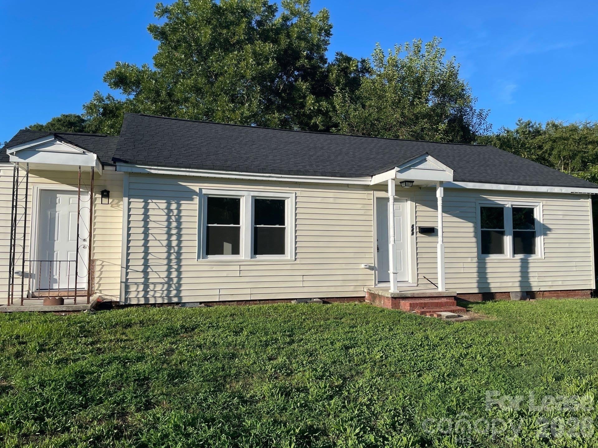 649 Arch Drive – photo 1