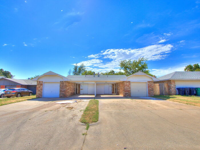 1913 North Moulton Court – photo 1