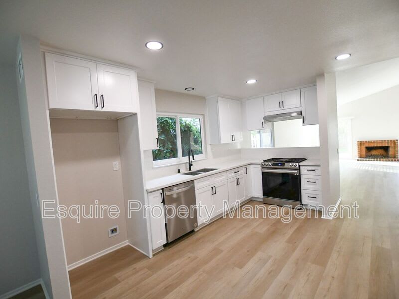6129 CALLE ARENA – photo 5