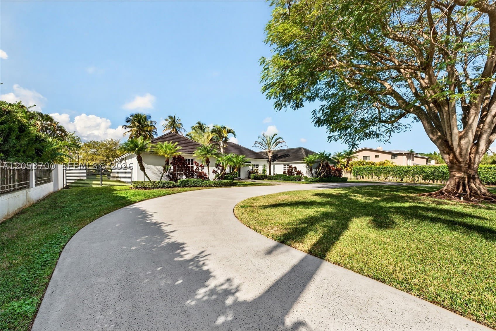 3000 SW 130th Ave – photo 2