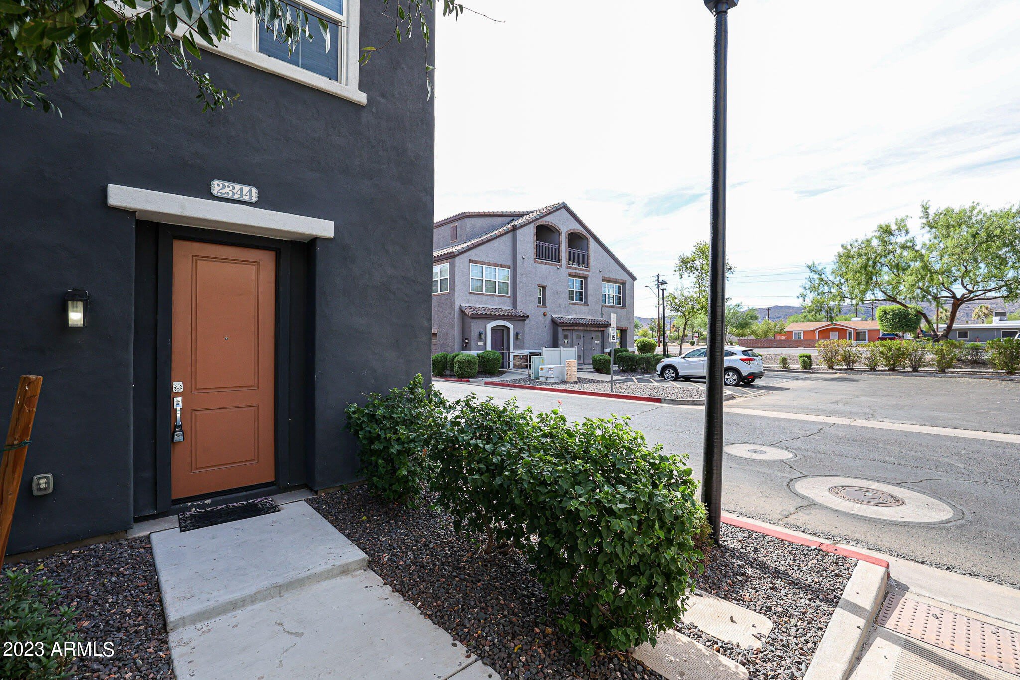 2344 E Huntington Drive – photo 2