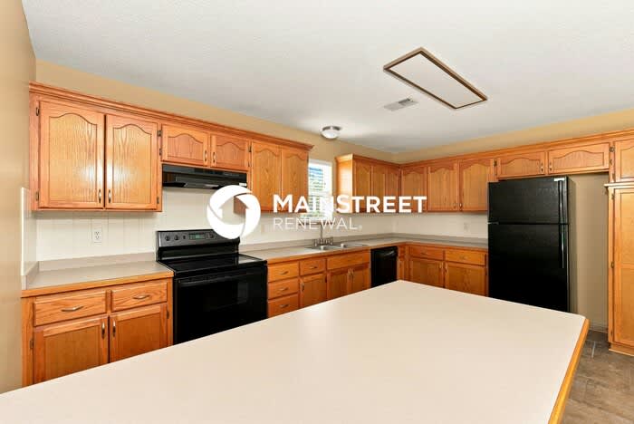 310 East Elm Street – photo 4