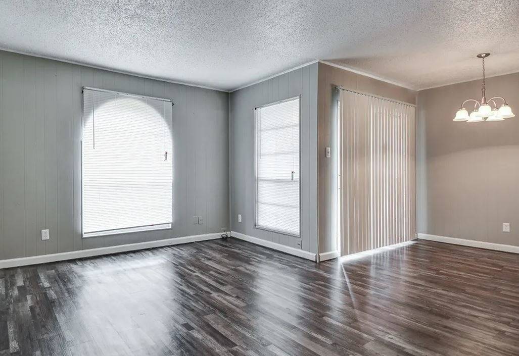 Three 44 Apartments – photo 4