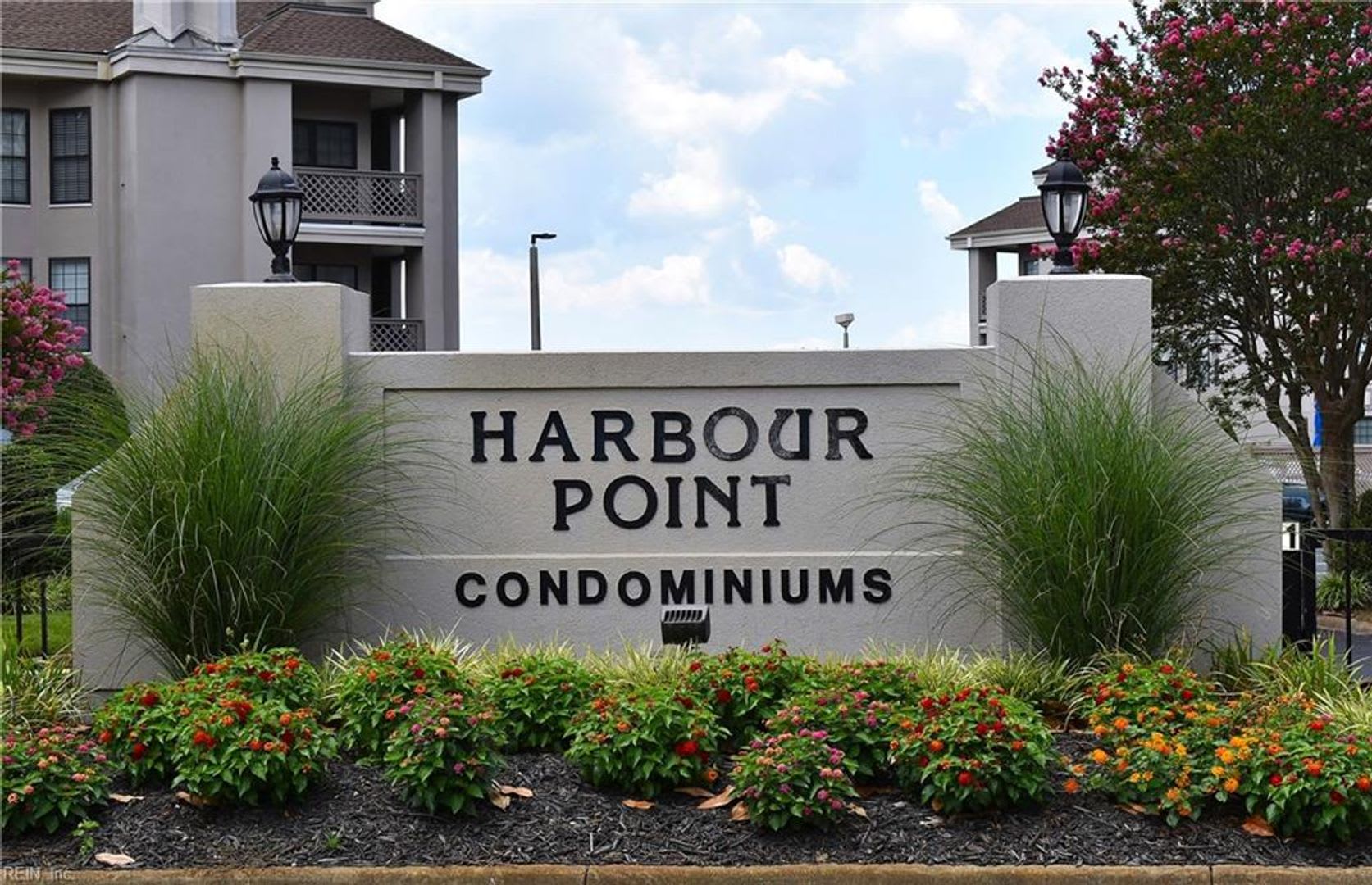 Harbour Point Condos – photo 1