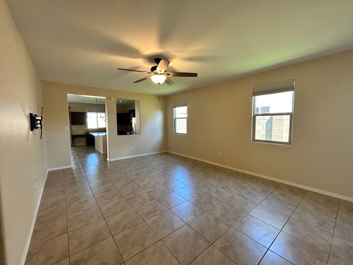A Beautiful Four-Bedroom Home in Araby Crossing – photo 4
