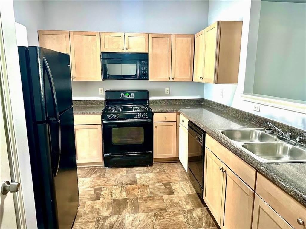 6078 Oak Bend Court – photo 4