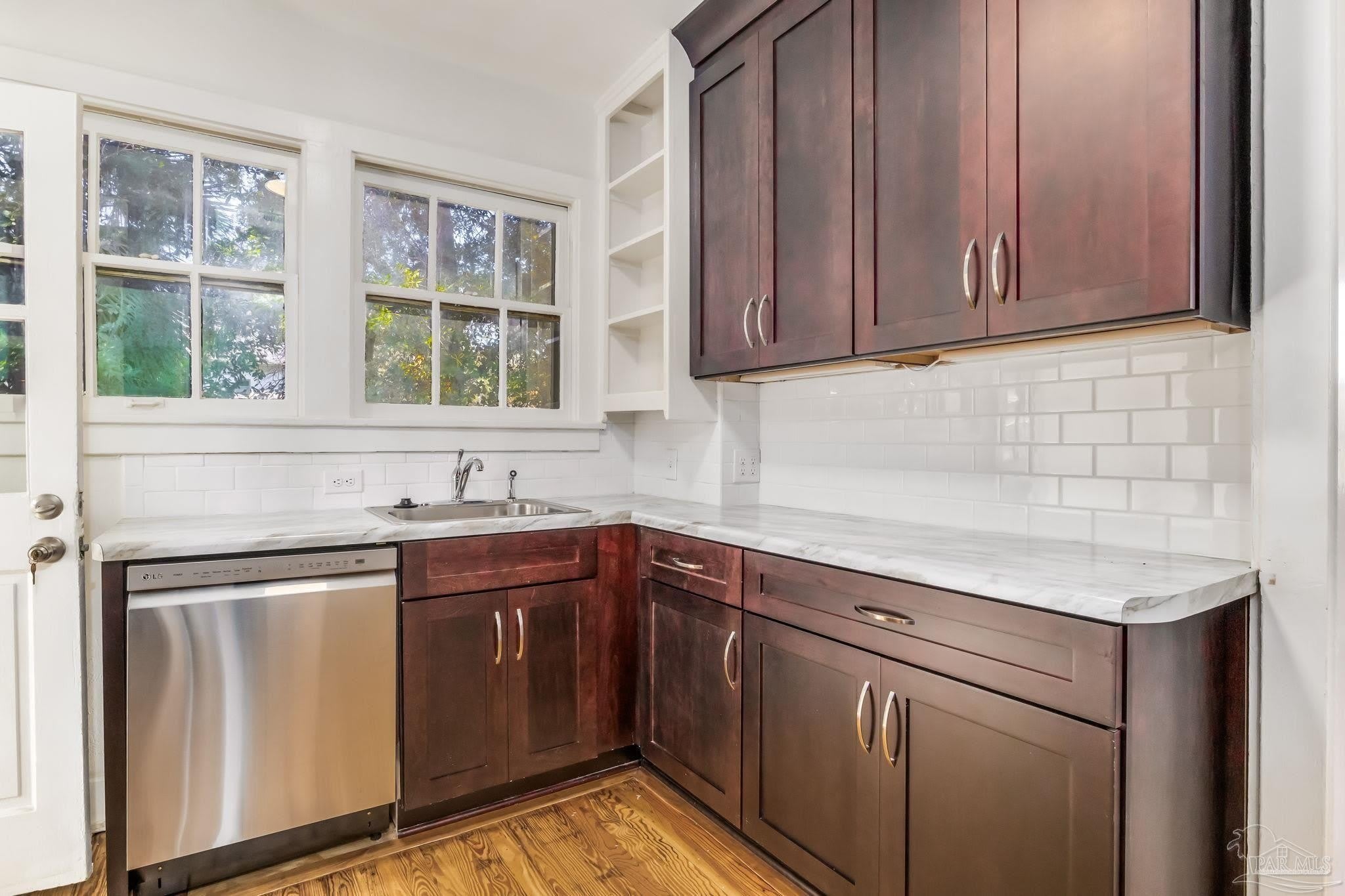 1515 E Lakeview Ave – photo 5