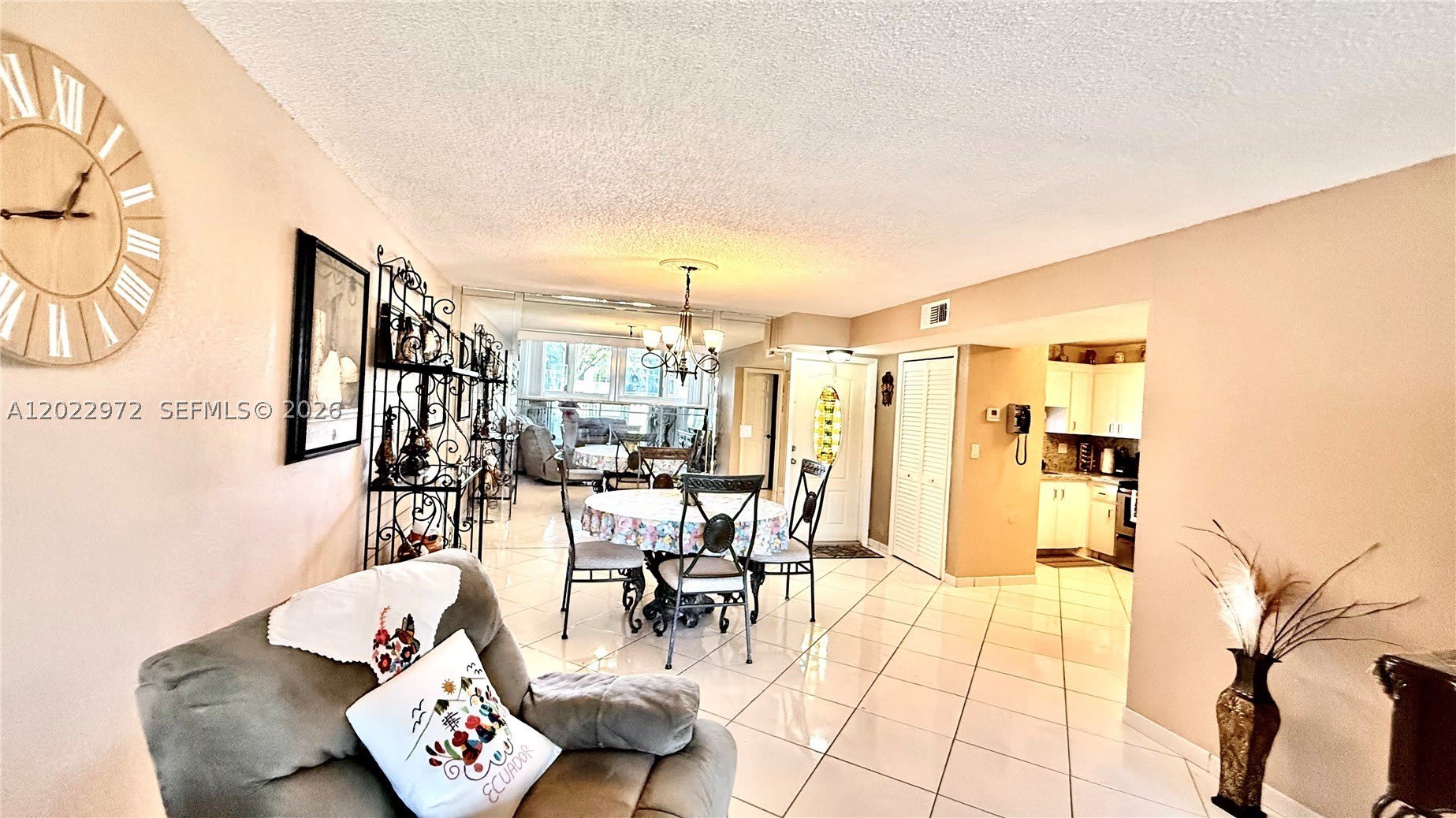 8961 S Hollybrook Blvd – photo 2