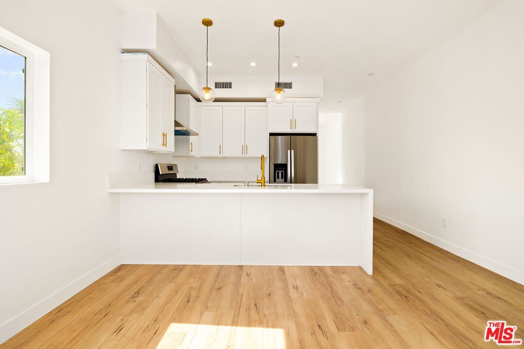 3420 12th Ave – photo 4