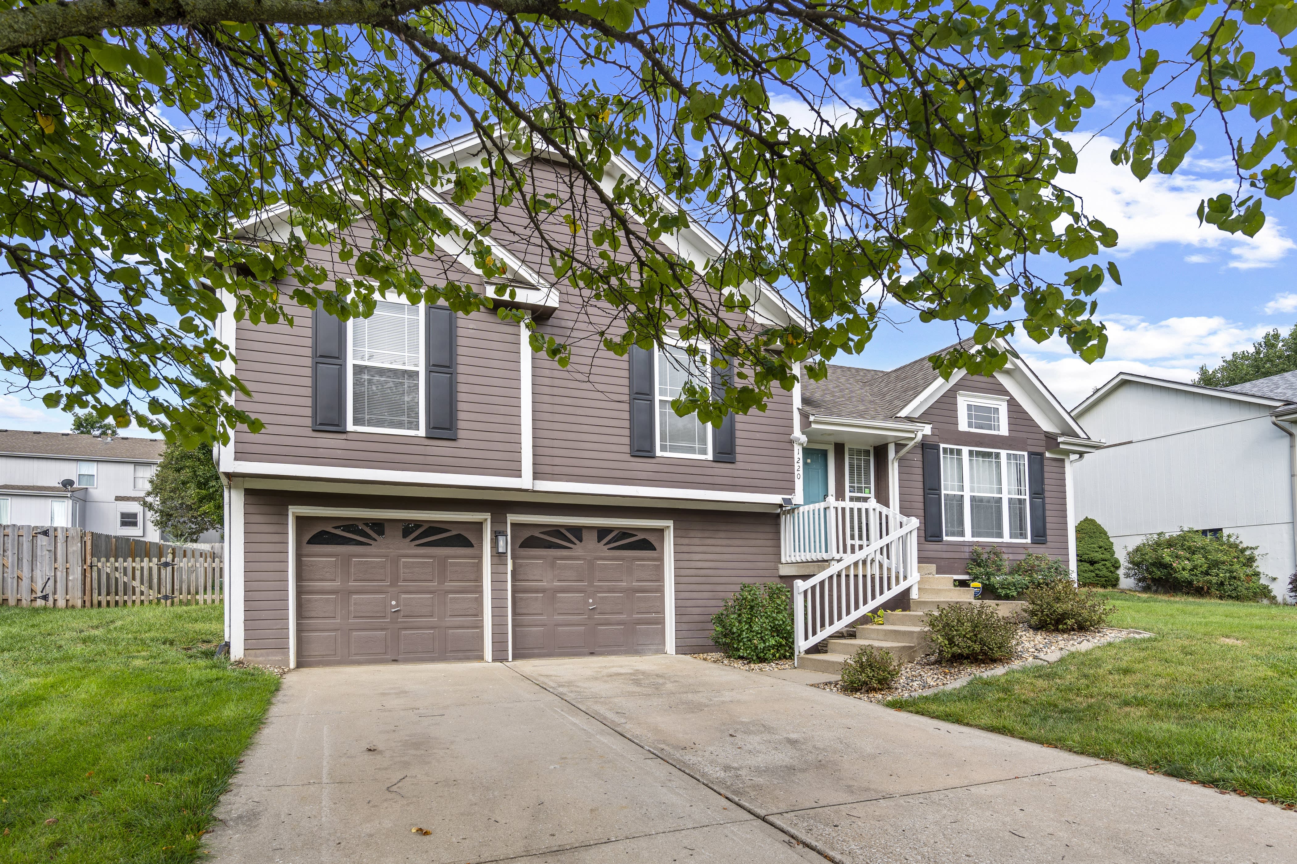 1220 Northeast Applewood Street – photo 2