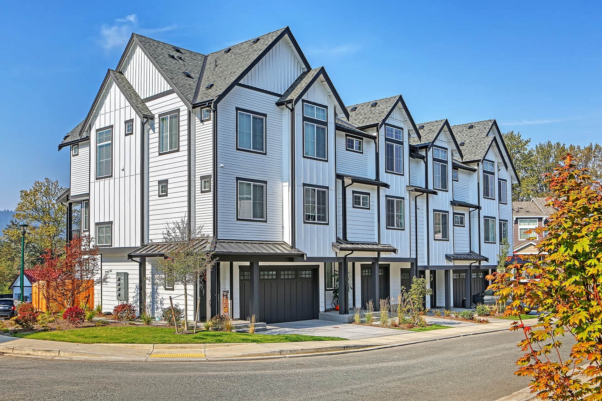Duvall Village Townhomes – photo 2