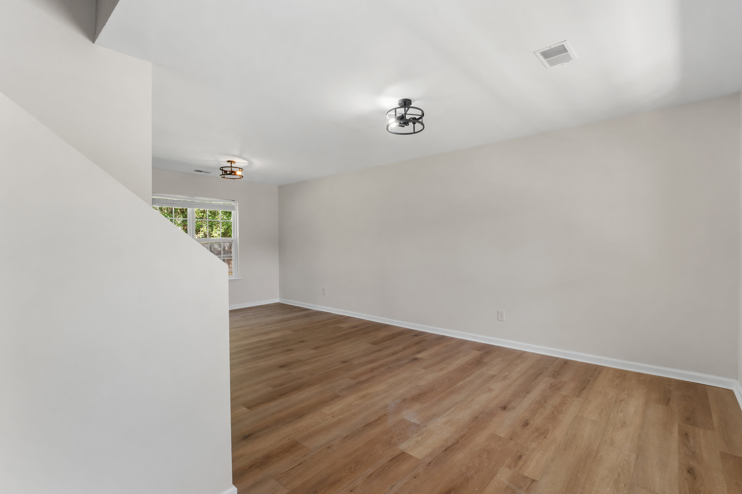 109 Summer Vale Drive – photo 4