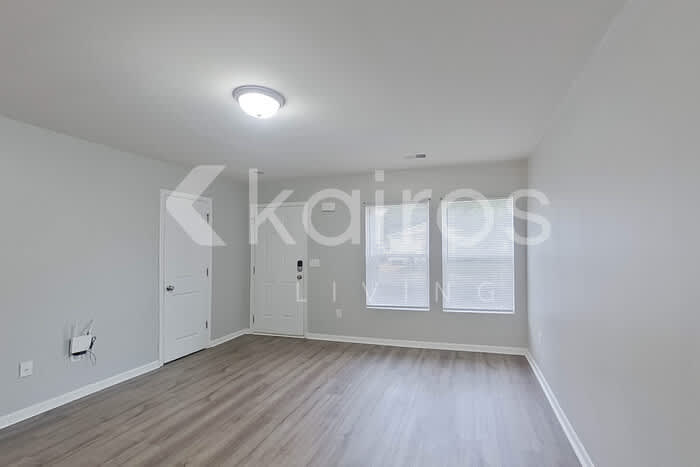 305 Cedar Ridge – photo 3
