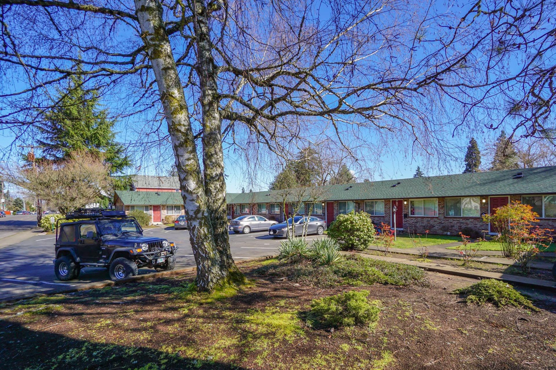 Meadowlark Apartments – photo 4