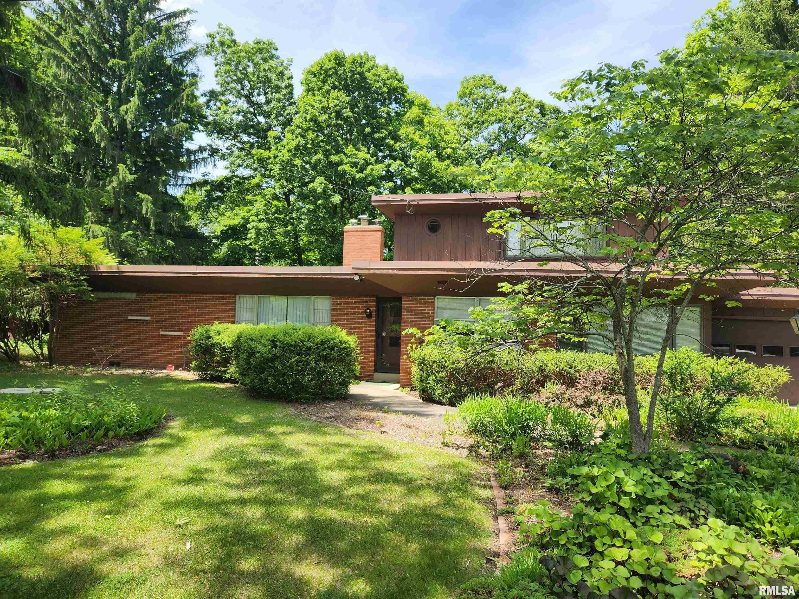 151 W DETWEILLER Drive – photo 3